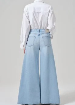 Amari Ultra Jean