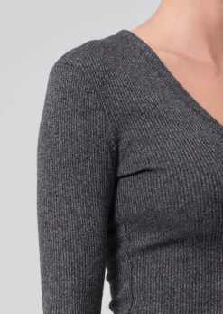Emma V-Neck