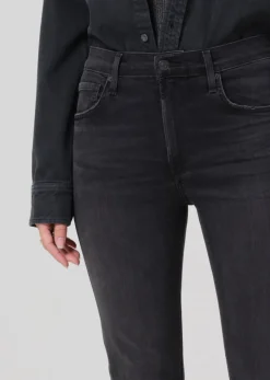 Isola Slim Crop