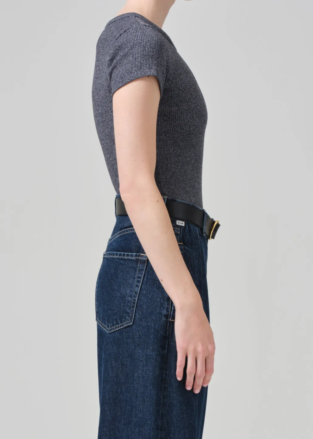 Nello Tee