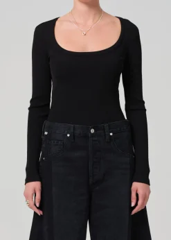 Rumi Scoop Neck