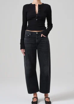 Varra Henley