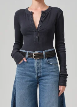 Varra Henley