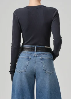 Varra Henley